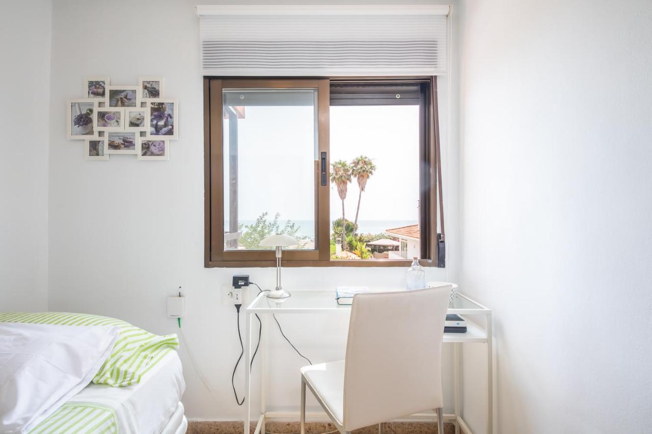Isola Beachside Apartment Valenza Esterno foto