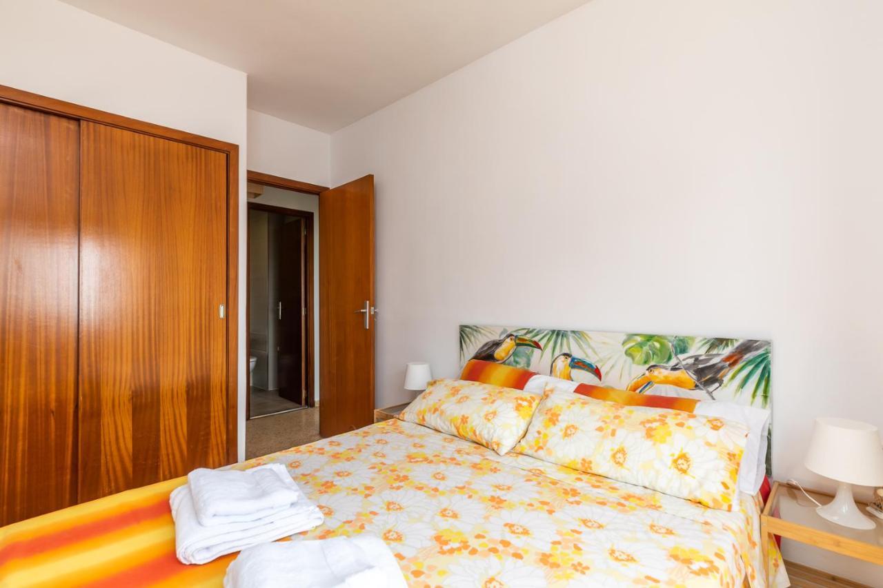 Isola Beachside Apartment Valenza Esterno foto