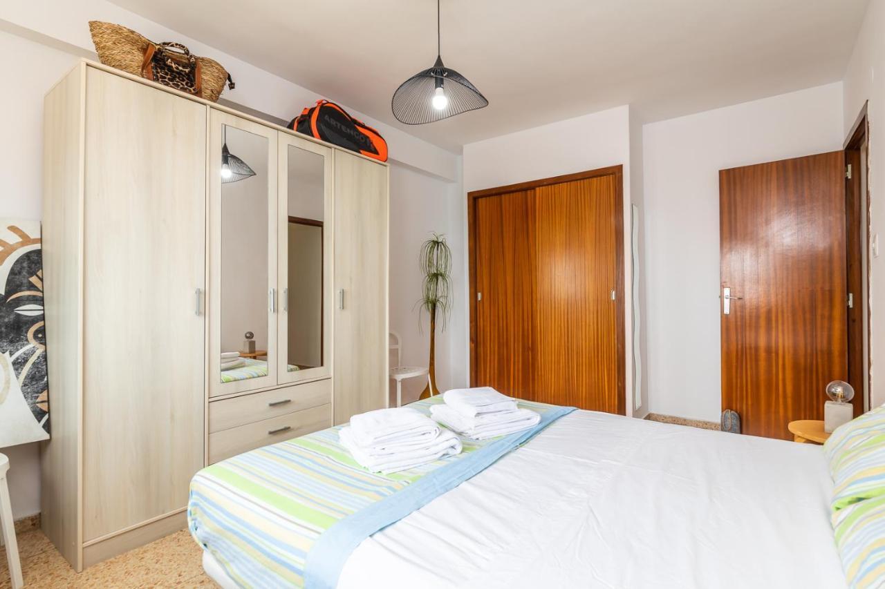 Isola Beachside Apartment Valenza Esterno foto